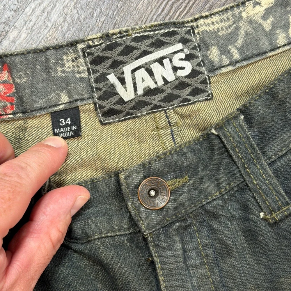 Vans Mens Dark Wash Denim Jeans Straight Leg Green Skull Logo Size 34x32 Skate